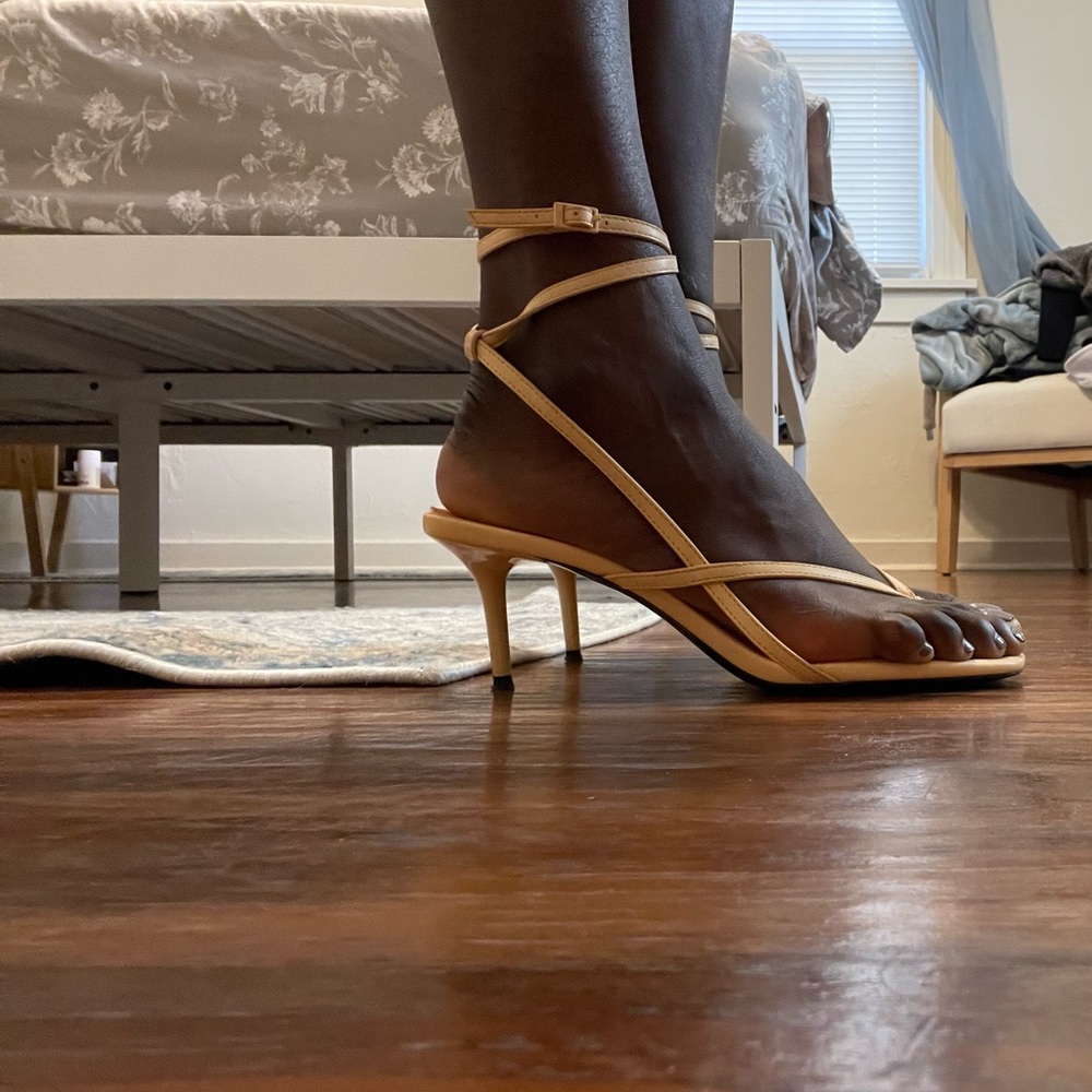 ZARA Heeled Sandals With Thin Straps Yellow (US 8)